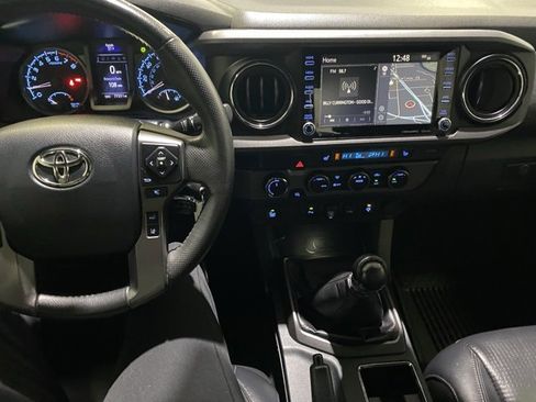 Used 2020 Toyota Tacoma TRD Off-Road image 20