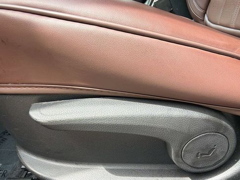 Used 2018 Hyundai Elantra GT FWD image 25