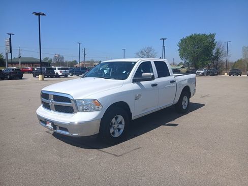Used 2023 RAM 1500 Classic SLT w/ Trailer & Traction Group AWD/4WD image 4