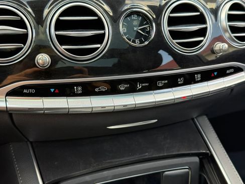Used 2020 Mercedes-Benz S 450 Sedan image 25