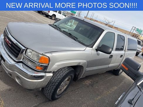 Used 2006 GMC Sierra 1500 SLE w/ Light Duty Power Package image 3