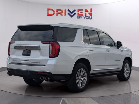 Used 2022 GMC Yukon Denali AWD/4WD image 5