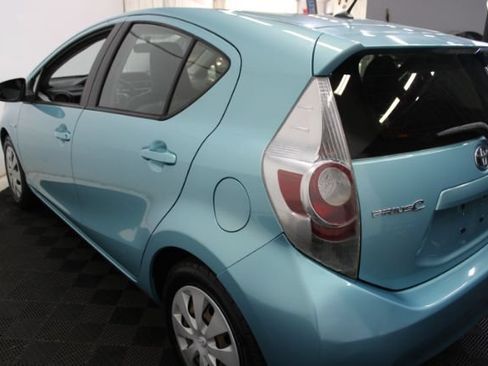 Used 2013 Toyota Prius C One FWD image 8