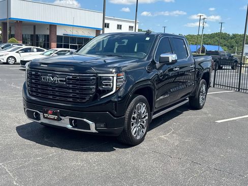 Used 2025 GMC Sierra 1500 Denali Ultimate AWD/4WD image 2