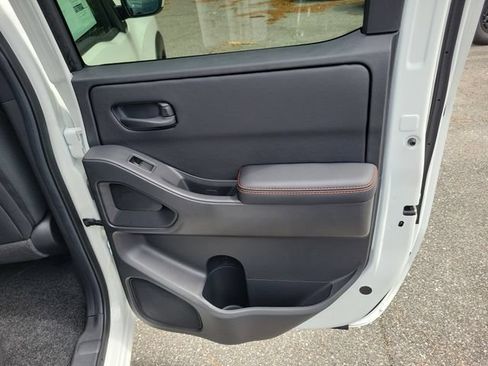 New 2026 Nissan Frontier Pro-X w/ Tow Package RWD image 28