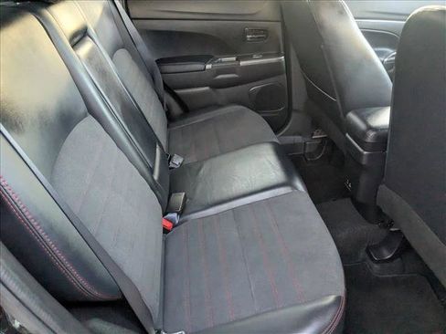 Used 2024 Mitsubishi Outlander Sport AWD image 19