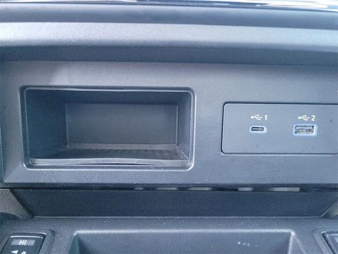 Certified 2024 Nissan Titan SV image 16