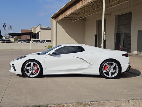 Used 2023 Chevrolet Corvette Stingray Premium Conv w/ Chrome Exterior Badge Package RWD image 4