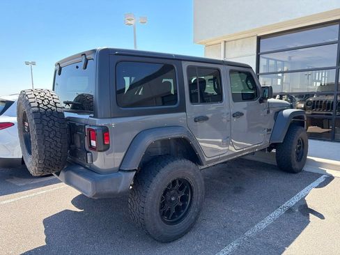Used 2022 Jeep Wrangler Unlimited Sport AWD/4WD image 3
