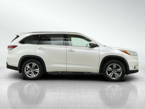 Used 2015 Toyota Highlander Limited image 6