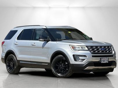 Used 2017 Ford Explorer XLT w/ Equipment Group 202A