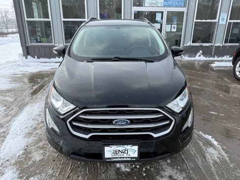 Used 2021 Ford EcoSport SE image 3