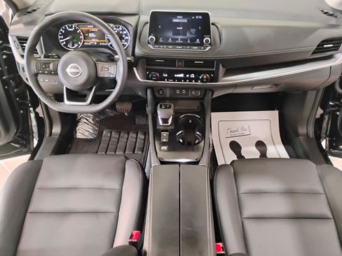 Used 2024 Nissan Rogue SV w/ SV Premium Package FWD image 27