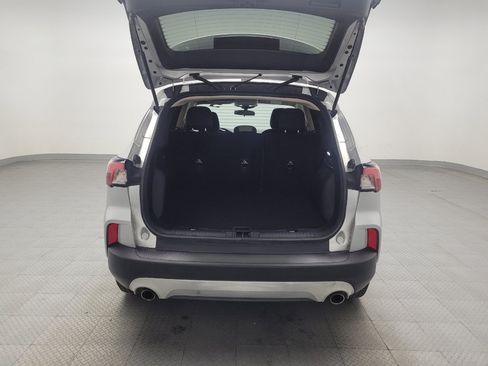 Used 2020 Ford Escape SE FWD image 29