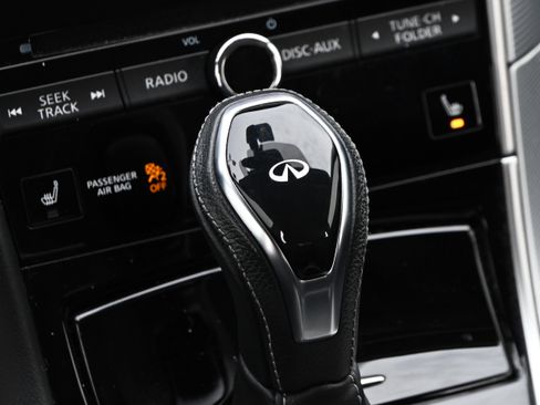 Used 2021 INFINITI Q50 Luxe image 17