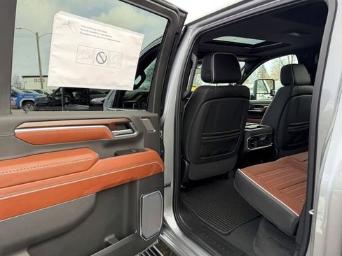 New 2026 GMC Sierra 2500 Denali Ultimate AWD/4WD image 13