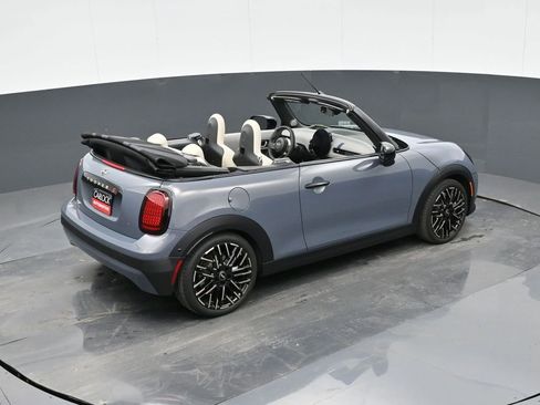 Used 2025 MINI Cooper S image 30