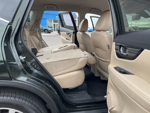 Used 2019 Nissan Rogue SL image 20