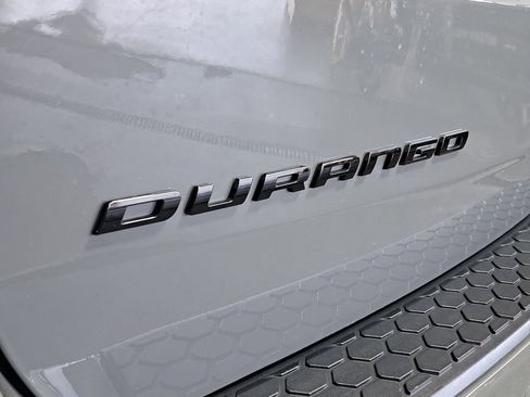 Used 2023 Dodge Durango R/T w/ Hemi Orange Plus Package image 7