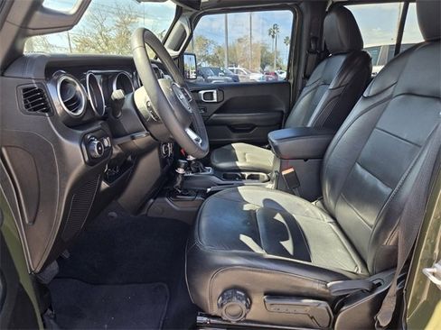 Used 2023 Jeep Wrangler Altitude image 13