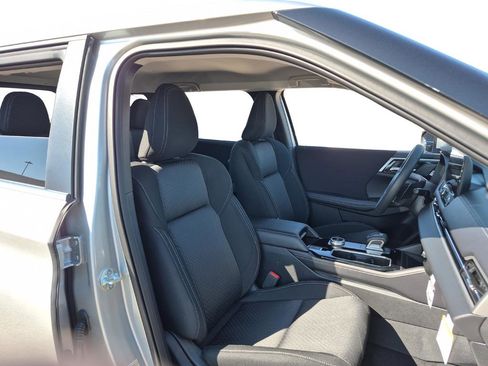 New 2026 Mitsubishi Outlander ES FWD image 29