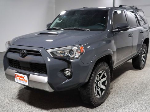 Used 2024 Toyota 4Runner TRD Off-Road Premium w/ Moonroof Package AWD/4WD image 31