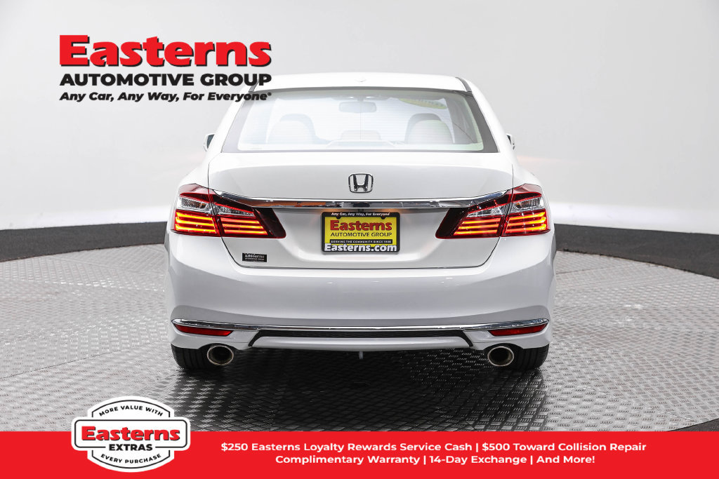 Used 2017 Honda Accord EX-L image 7
