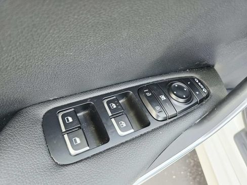 Used 2022 Kia Stinger GT-Line AWD/4WD image 29