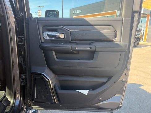 New 2025 RAM 2500 Limited image 26