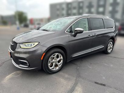 Used 2021 Chrysler Pacifica Limited w/ Premium & Safety Sphere Group