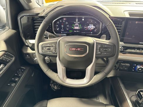 Used 2026 GMC Sierra 1500 SLT w/ SLT Premium Package AWD/4WD image 17
