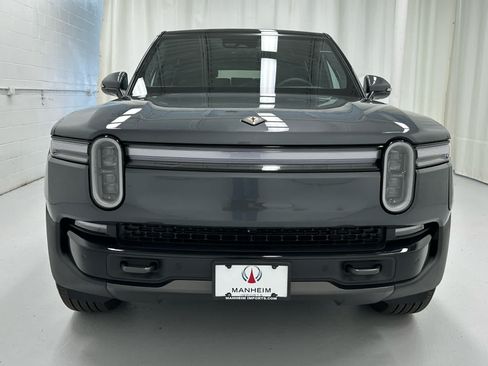 Used 2025 Rivian R1S Premium AWD/4WD image 5