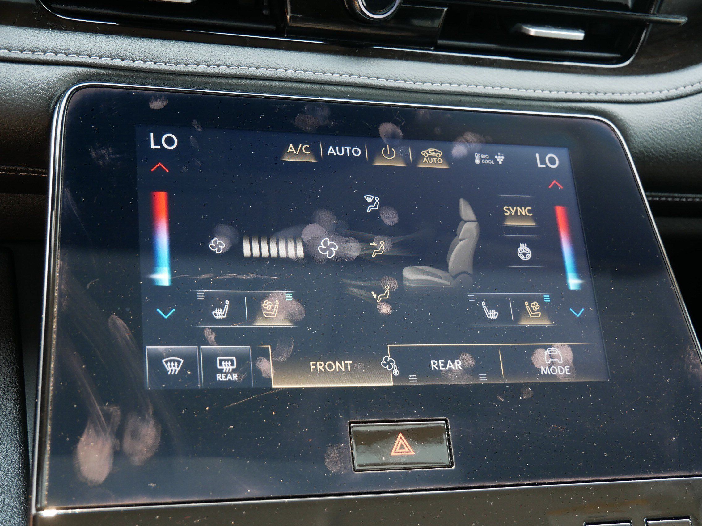 Used 2025 INFINITI QX80 Sensory AWD/4WD image 23