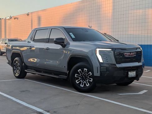 Used 2026 GMC Sierra EV Elevation AWD/4WD image 2