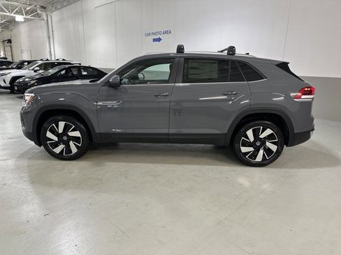 New 2026 Volkswagen Atlas Cross Sport SE AWD/4WD image 5