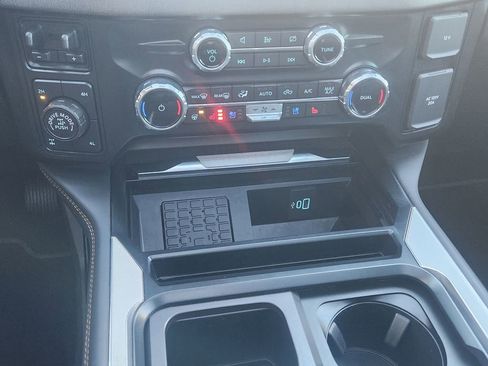 Certified 2023 Ford F350 Platinum w/ Tremor Off-Road Package image 27