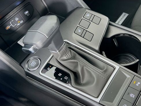 New 2026 Kia Sportage LX image 14