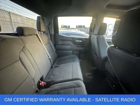 Used 2022 Chevrolet Silverado 1500 LT image 3