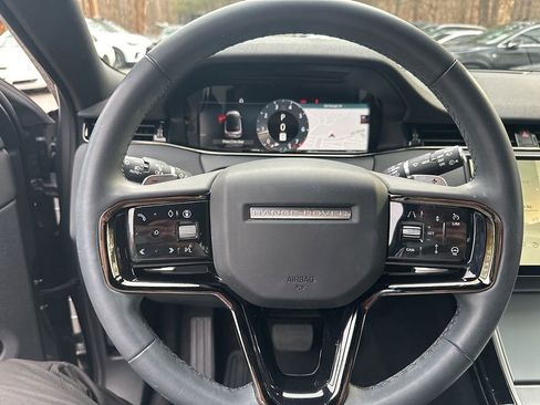 Used 2024 Land Rover Range Rover Evoque S image 8