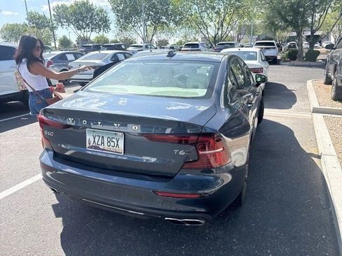 Used 2021 Volvo S60 T6 Momentum w/ Premium Package AWD/4WD image 14