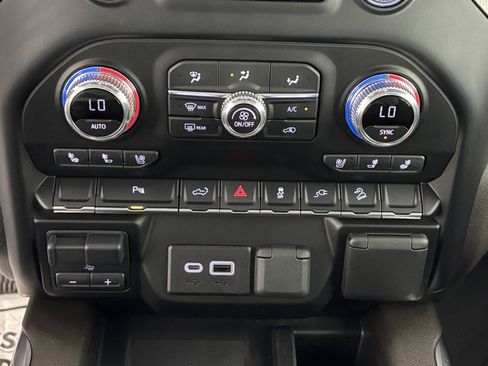 Used 2021 GMC Sierra 1500 Denali image 28
