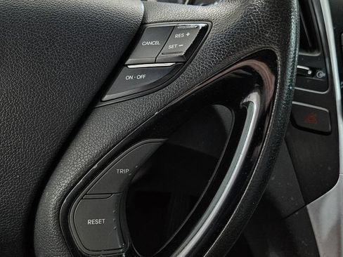 Used 2013 Hyundai Sonata GLS w/ Popular Equipment Pkg FWD image 11