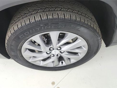 Used 2025 Buick Enclave Preferred image 31