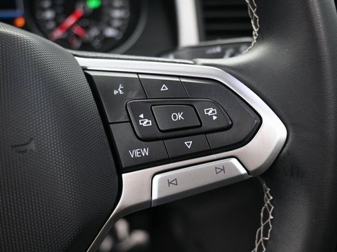 Used 2021 Volkswagen Atlas Cross Sport SE w/ Panoramic Sunroof Package image 21