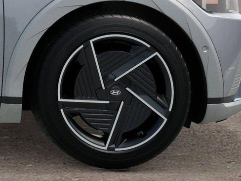 New 2026 Hyundai Ioniq 5 Limited image 8
