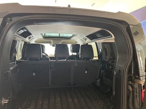 Used 2020 Land Rover Defender 110 HSE image 15