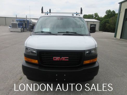 Used 2024 GMC Savana 2500 w/ Enhanced Convenience Package RWD image 8