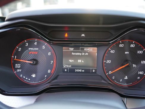 Certified 2024 Chevrolet Trax RS w/ Driver Confidence Package FWD image 30