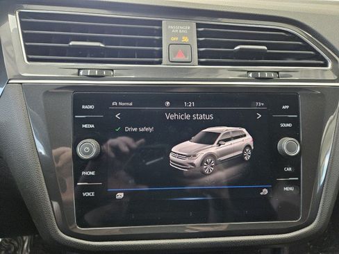 Used 2022 Volkswagen Tiguan SE R-Line AWD/4WD image 26