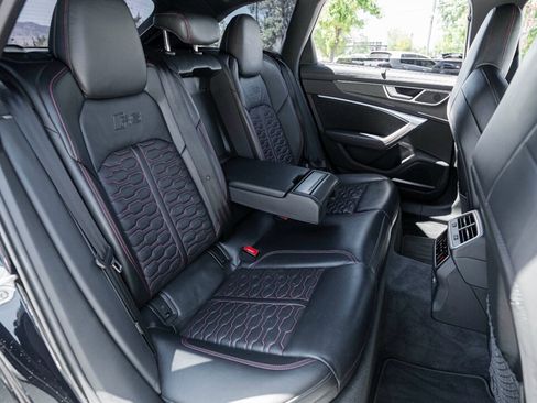 Used 2021 Audi RS 6 AWD/4WD image 44